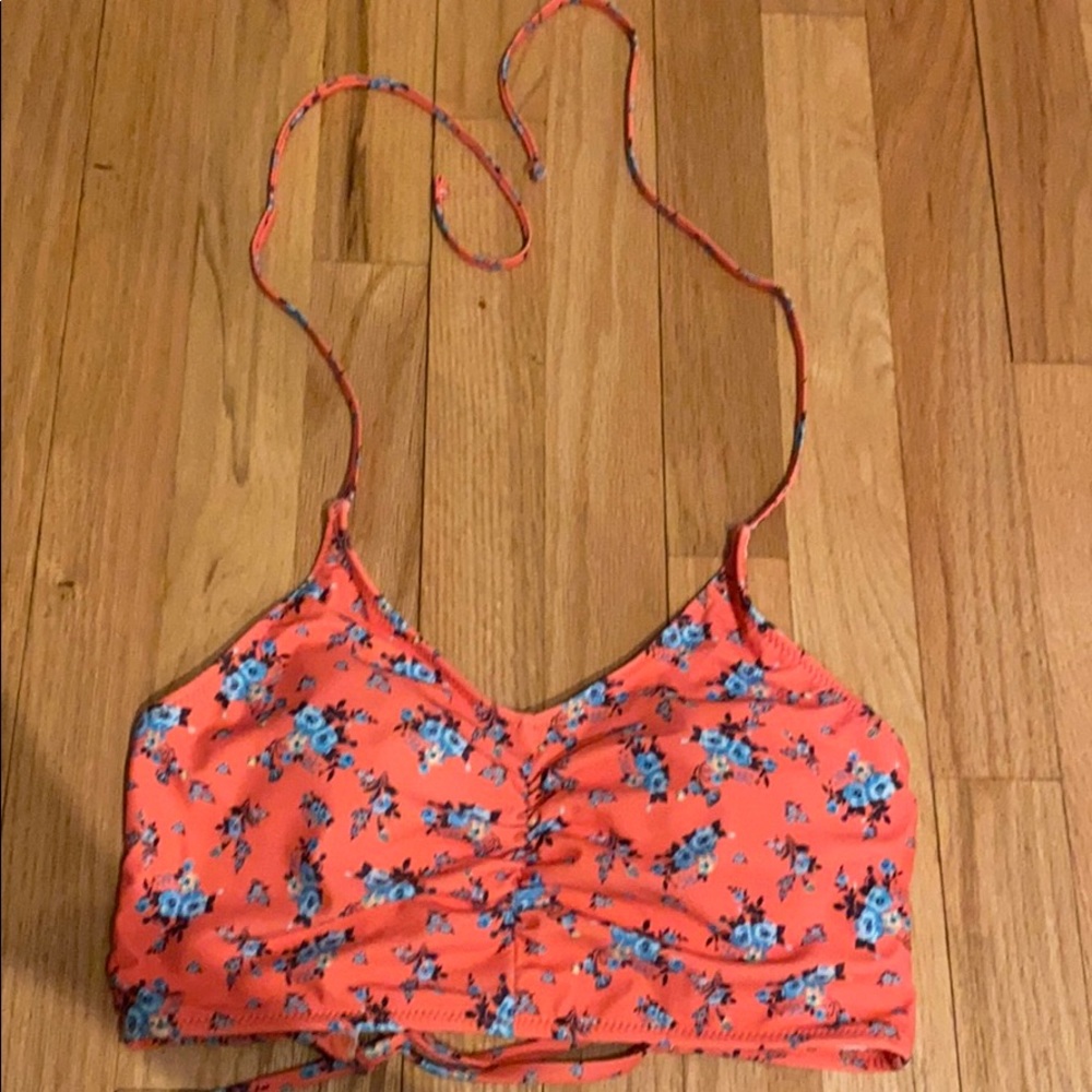 Cupshe medium floral swimsuit bikini top